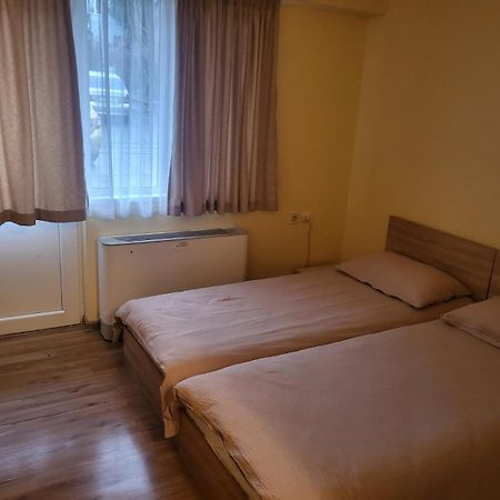 Хотел Хисаря Haskovo Exterior photo